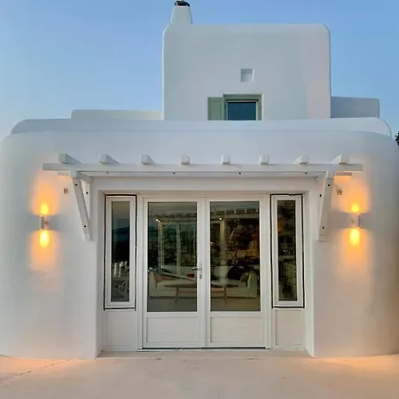 Ramona In Mykonos *